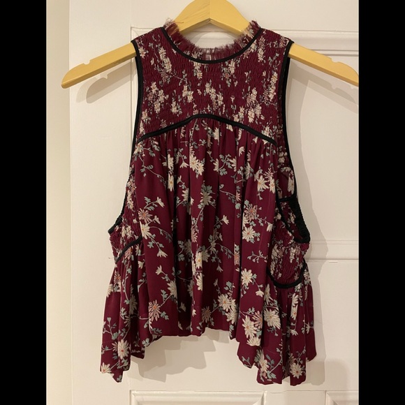 Cinq à Sept off shoulder floral crop top - Size Small - Picture 2 of 2